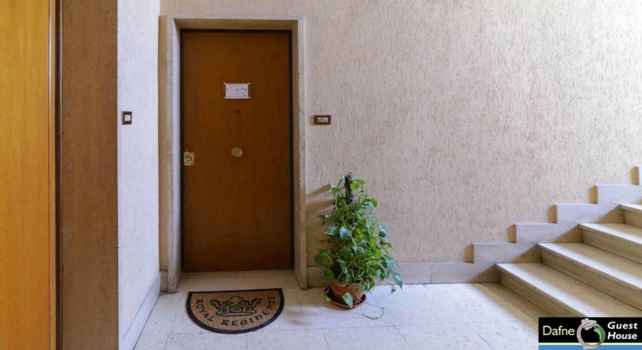 Dafne Portonaccio Hotel Рим Екстериор снимка